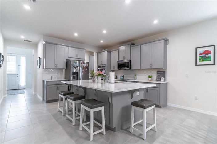 Image No.12-4 Bed Property for sale