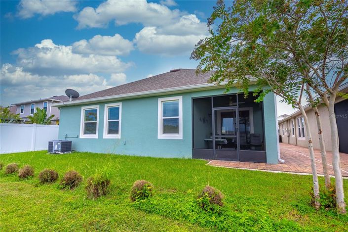 Image No.2-4 Bed Property for sale