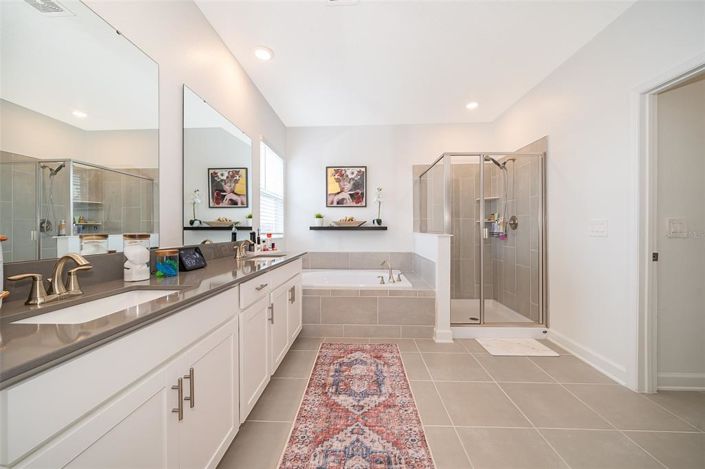 Image No.23-5 Bed Property for sale