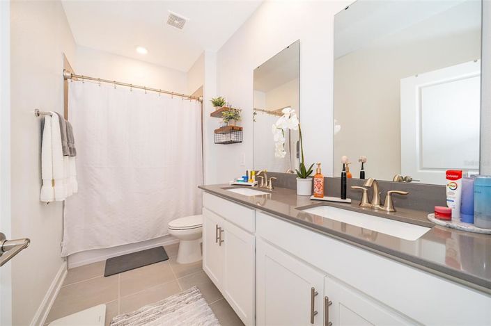 Image No.27-5 Bed Property for sale