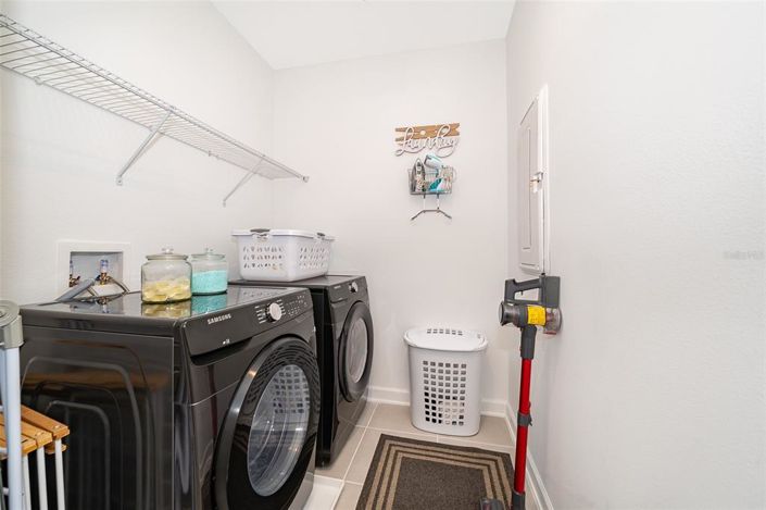 Image No.30-5 Bed Property for sale