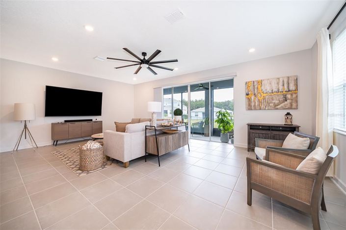 Image No.5-5 Bed Property for sale