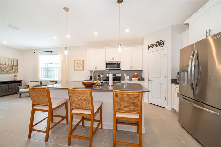 Image No.6-5 Bed Property for sale