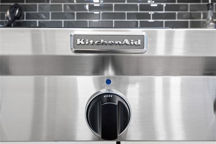 Image No.21-6 Bed Property for sale