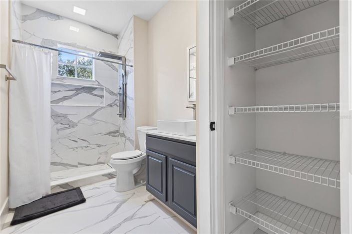 Image No.47-6 Bed Property for sale