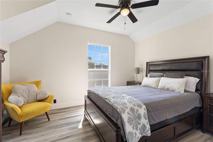 Image No.50-6 Bed Property for sale