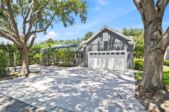 Image No.51-6 Bed Property for sale