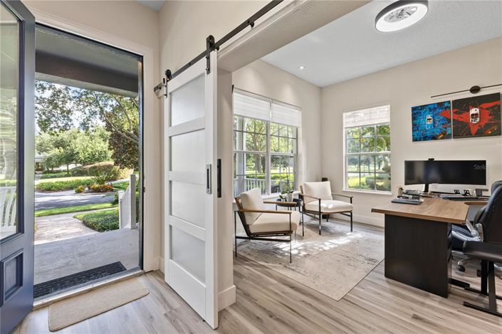 Image No.6-6 Bed Property for sale