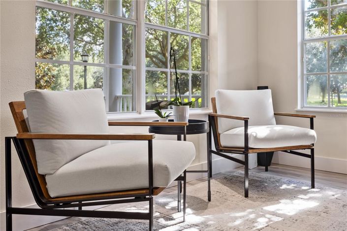 Image No.8-6 Bed Property for sale