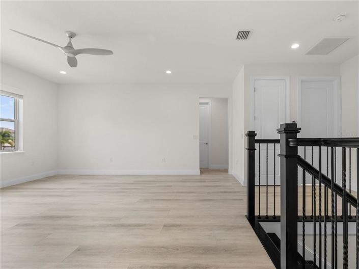 Image No.40-Propriété de 5 chambres à vendre à Orlando