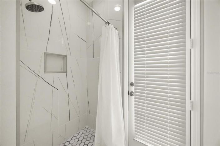 Image No.31-4 Bed Property for sale