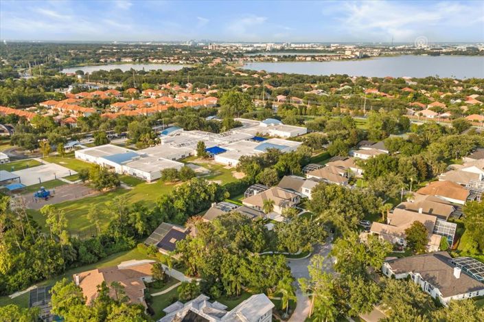 Image No.48-4 Bed Property for sale