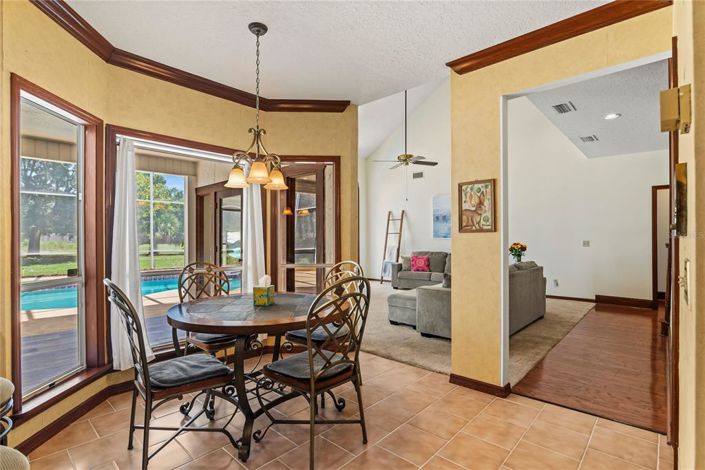 Image No.18-4 Bed Property for sale