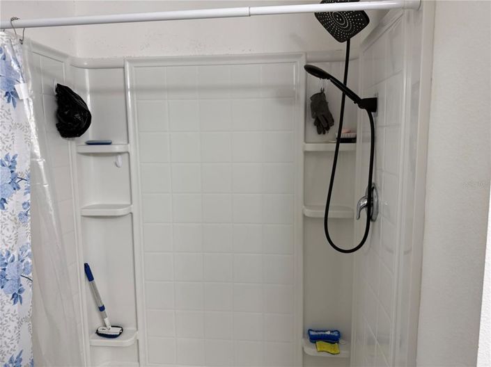 Image No.12-4 Bed Property for sale