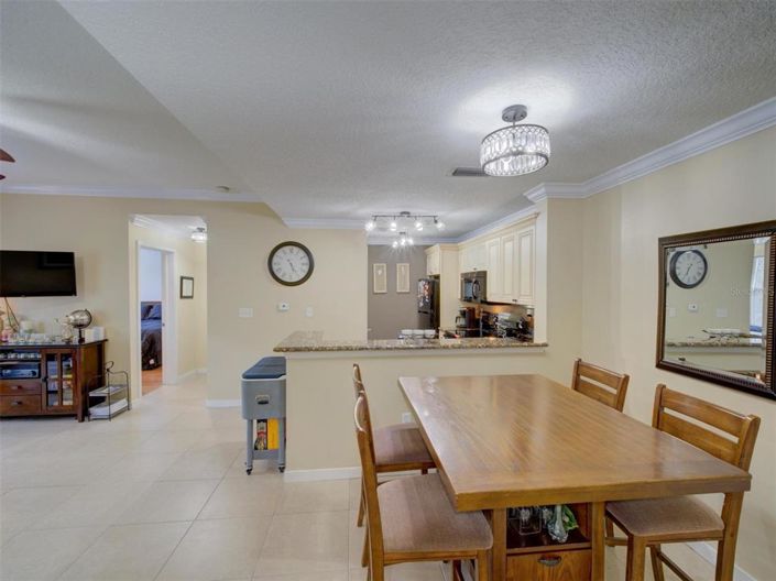 Image No.13-2 Bed Property for sale