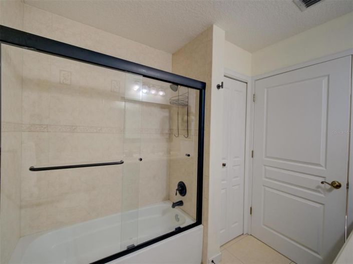 Image No.24-2 Bed Property for sale