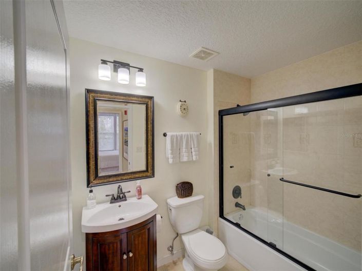 Image No.29-2 Bed Property for sale