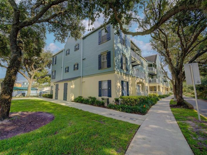 Image No.50-2 Bed Property for sale