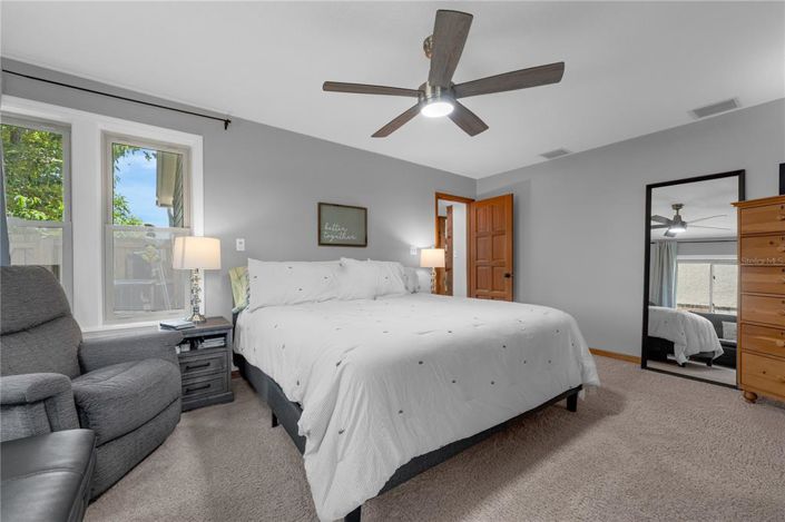 Image No.20-4 Bed Property for sale