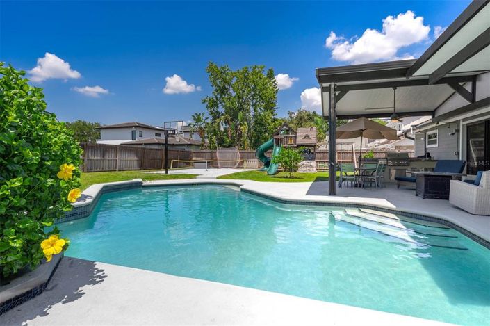 Image No.38-4 Bed Property for sale