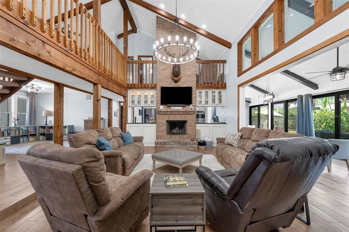 Image No.7-4 Bed Property for sale