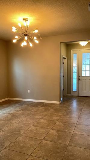 Image No.4-4 Bed Property for sale