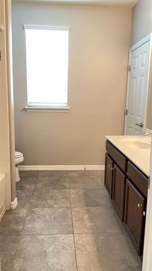 Image No.5-4 Bed Property for sale