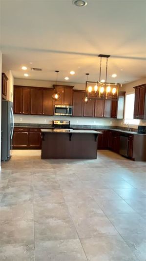 Image No.9-4 Bed Property for sale