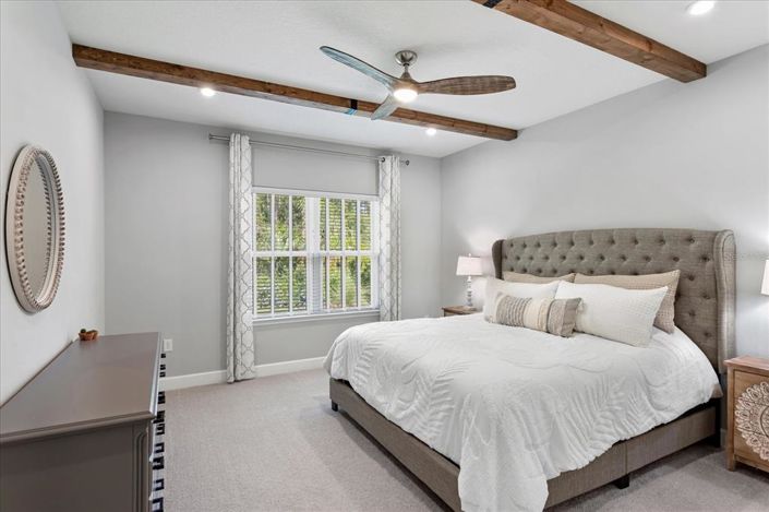 Image No.14-3 Bed Property for sale