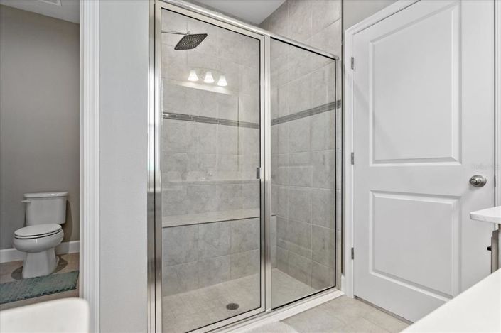 Image No.17-3 Bed Property for sale