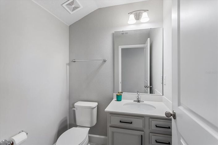 Image No.24-3 Bed Property for sale