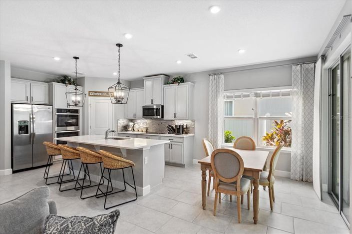 Image No.6-3 Bed Property for sale