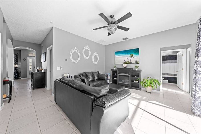 Image No.19-Propriété de 5 chambres à vendre à Kissimmee