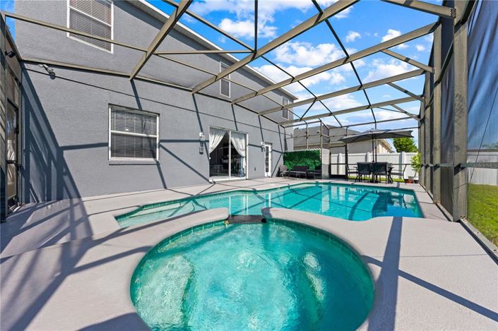 Image No.59-5 Bed Property for sale