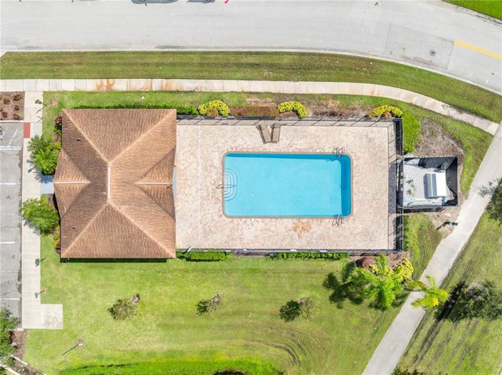 Image No.72-5 Bed Property for sale