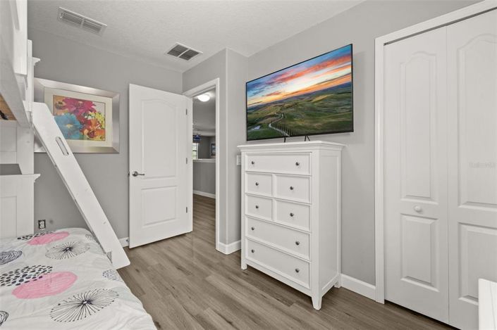 Image No.33-5 Bed Property for sale