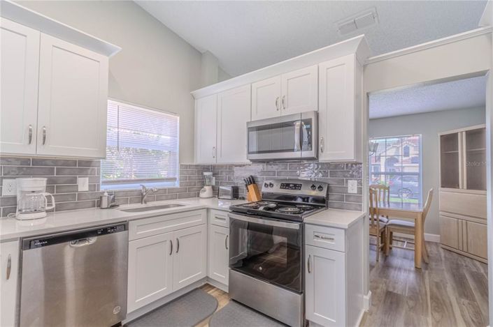 Image No.9-3 Bed Property for sale