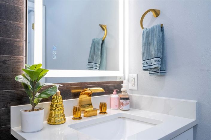 Image No.36-4 Bed Property for sale