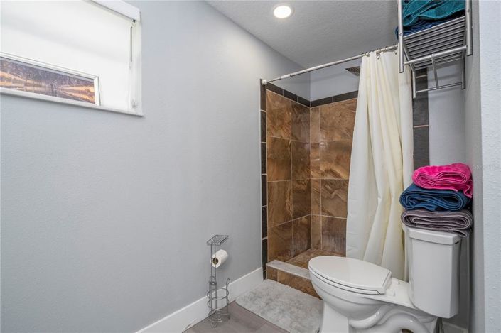 Image No.49-4 Bed Property for sale