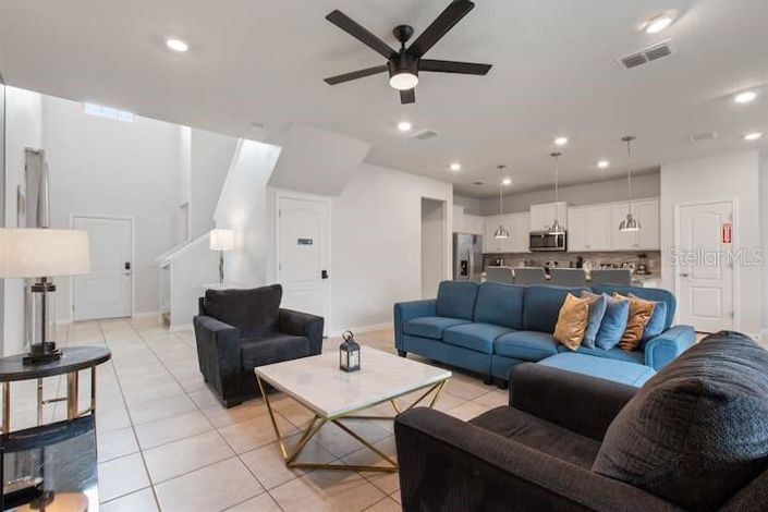 Image No.3-5 Bed Property for sale