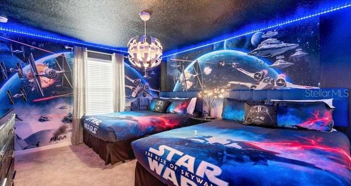 Image No.30-5 Bed Property for sale