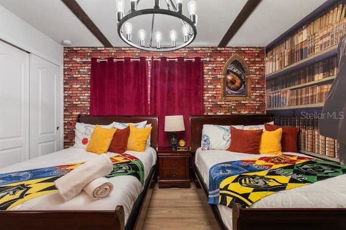 Image No.39-5 Bed Property for sale