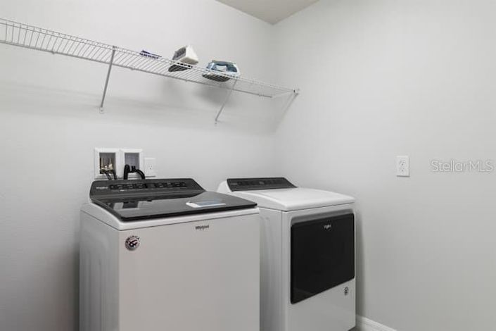 Image No.48-5 Bed Property for sale