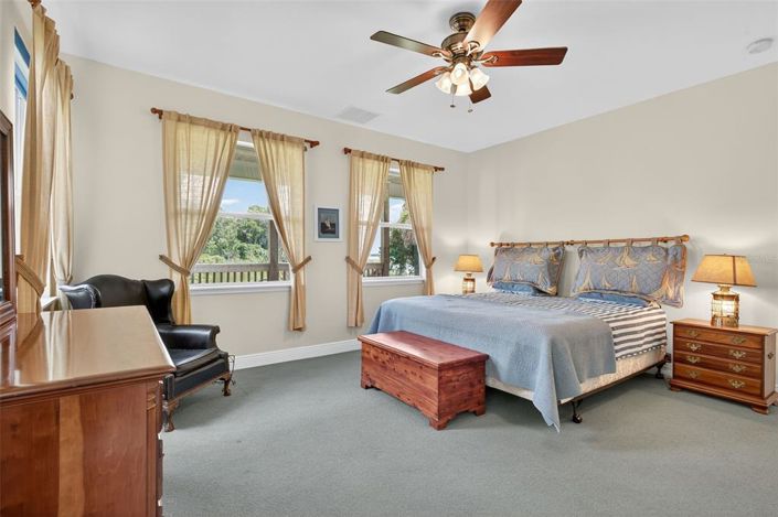 Image No.11-3 Bed Property for sale