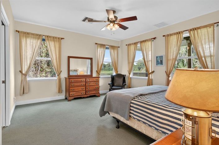 Image No.14-3 Bed Property for sale