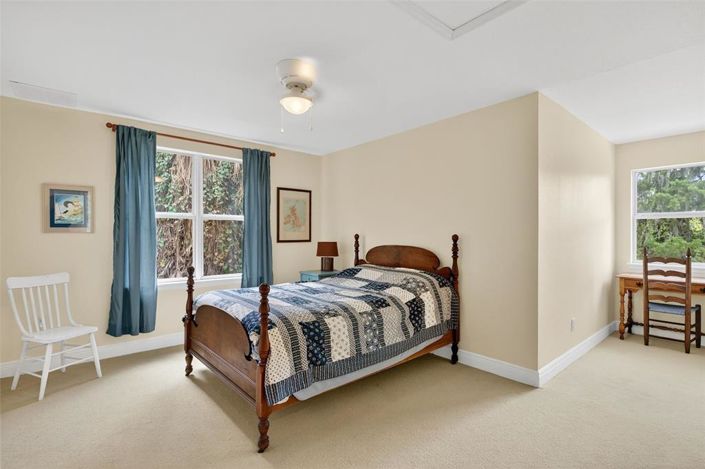 Image No.15-3 Bed Property for sale