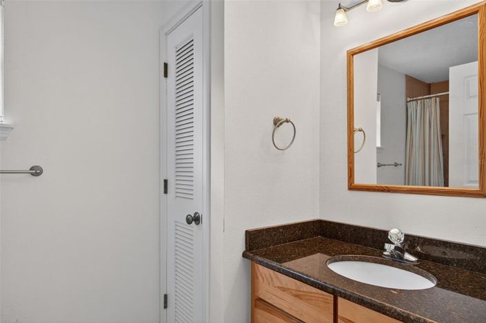 Image No.17-3 Bed Property for sale