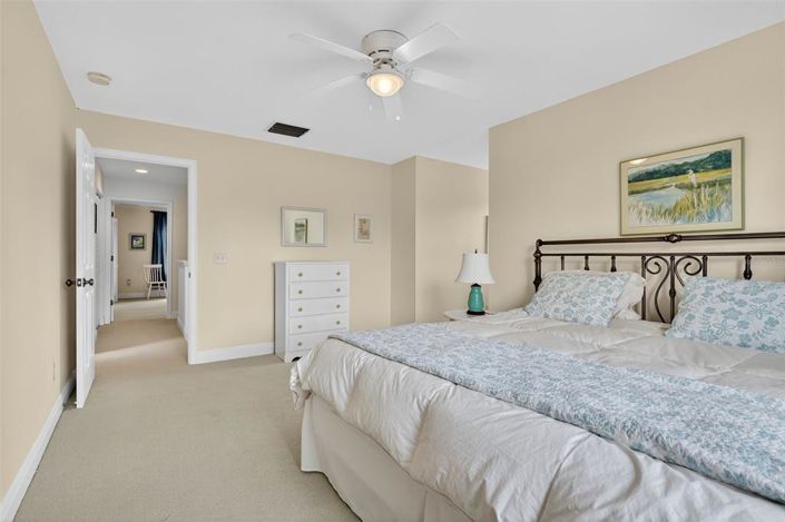 Image No.19-3 Bed Property for sale