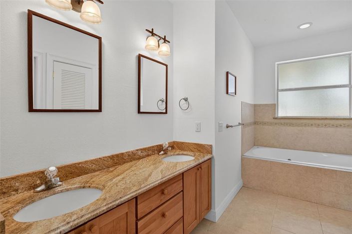 Image No.31-3 Bed Property for sale