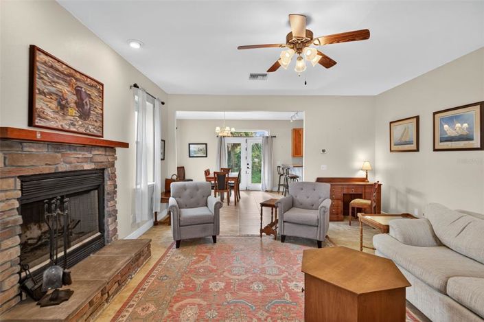 Image No.34-3 Bed Property for sale